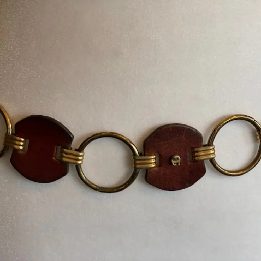 ETIENNE AIGNER Leather Gold Ring Signature Brown Vintage Belt 1515